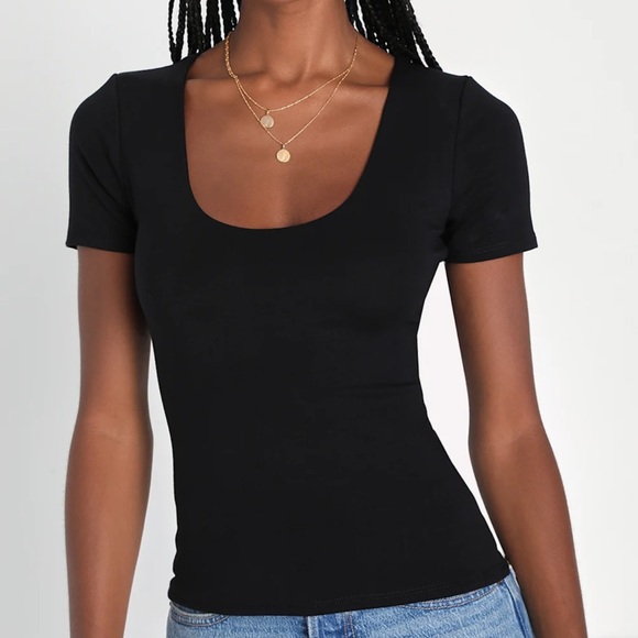 NWT Lulu's Classic Black Short Sleeve Tee size Large - Picture 2 of 11